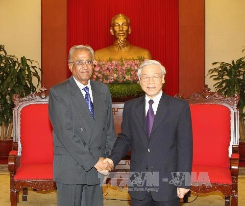 Le SG Nguyen Phu Trong reçoit son homologue du Parti communiste d'Inde - ảnh 1